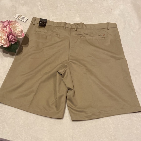 GREG NORMAN For Tasso Ella Size 42 NWT Golf Shorts - Picture 7 of 9
